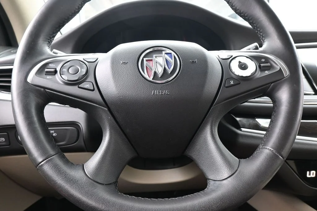 Used 2020 Red Quartz Tintcoat Buick Essence image 24
