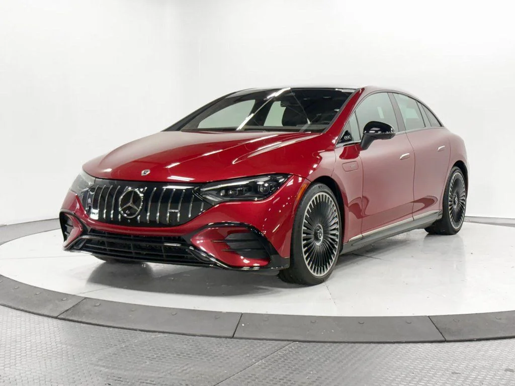 Used 2023 MANUFAKTUR Cardinal Red Metallic Mercedes-Benz Base image 3