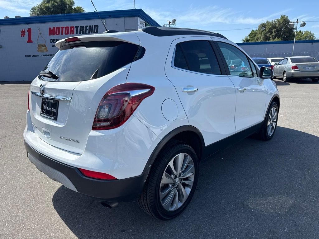 Used 2018 White Buick Preferred image 5