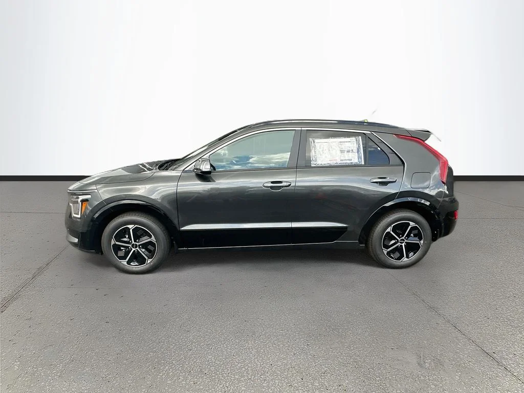 New 2026 Interstellar Gray Kia SX image 4