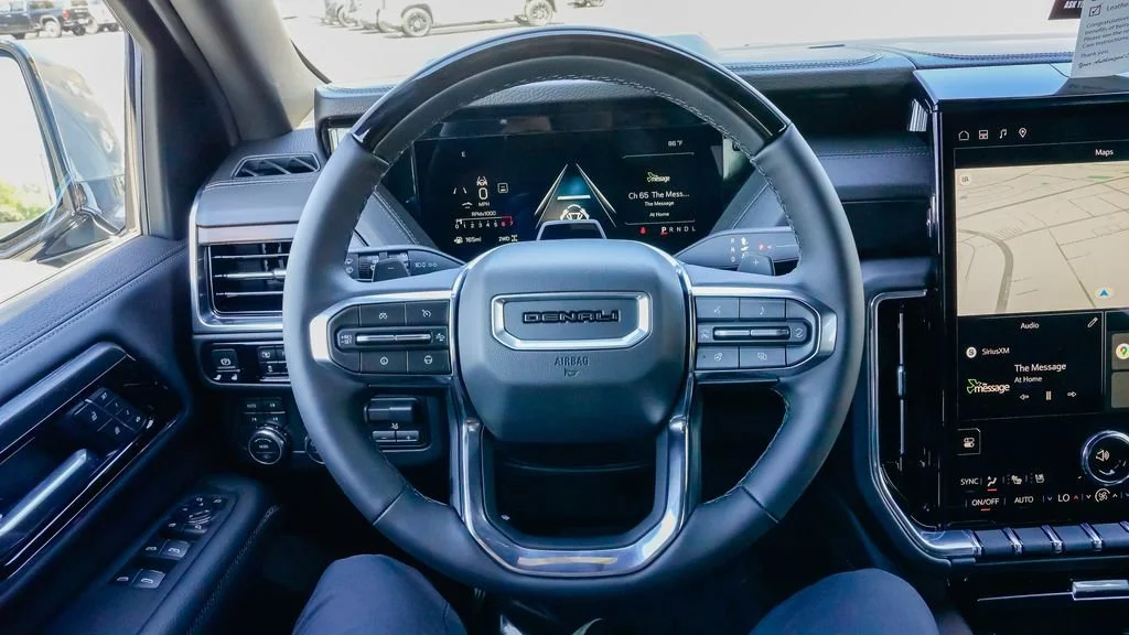 2026 GMC Yukon XL Denali - Photo 21