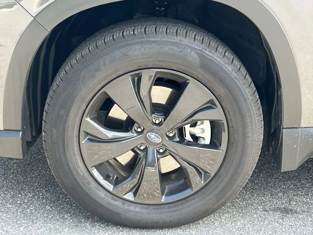 Used 2026 Gray Subaru Premium image 39