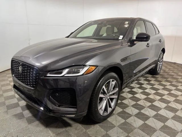 2026 Jaguar F-PACE P250 R-Dynamic S's photo
