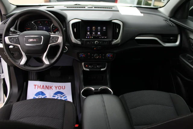 Used 2023 SUMMIT WHITE GMC SLE image 22