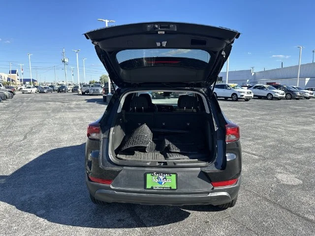 Used 2026 Black Chevrolet LS image 21