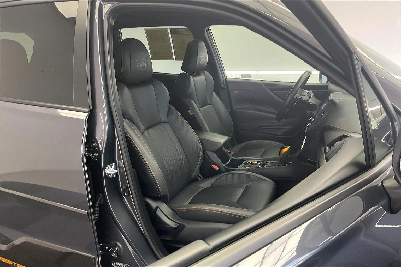 Used 2024 Magnetite Gray Metallic Subaru Wilderness image 6