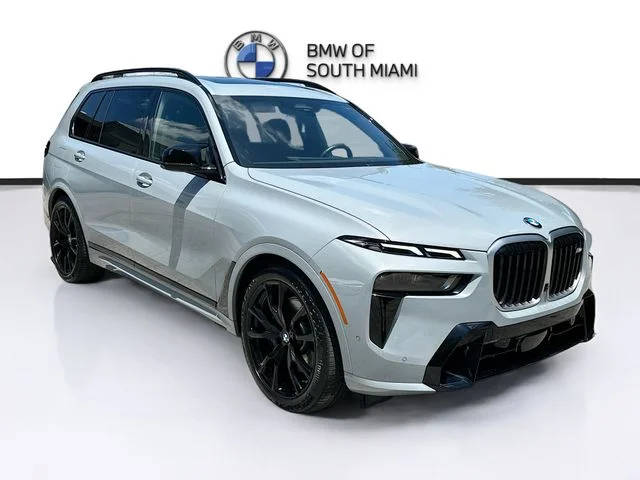 2024 BMW X7 M60i's photo