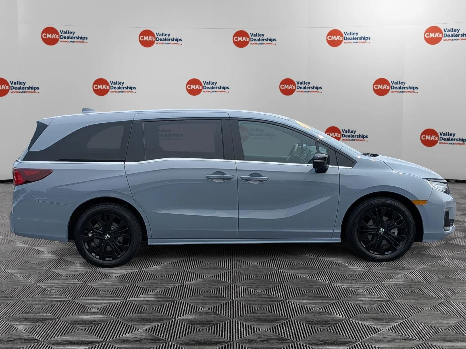 Used 2025 Sonic Gray Pearl Honda Sport-L image 4