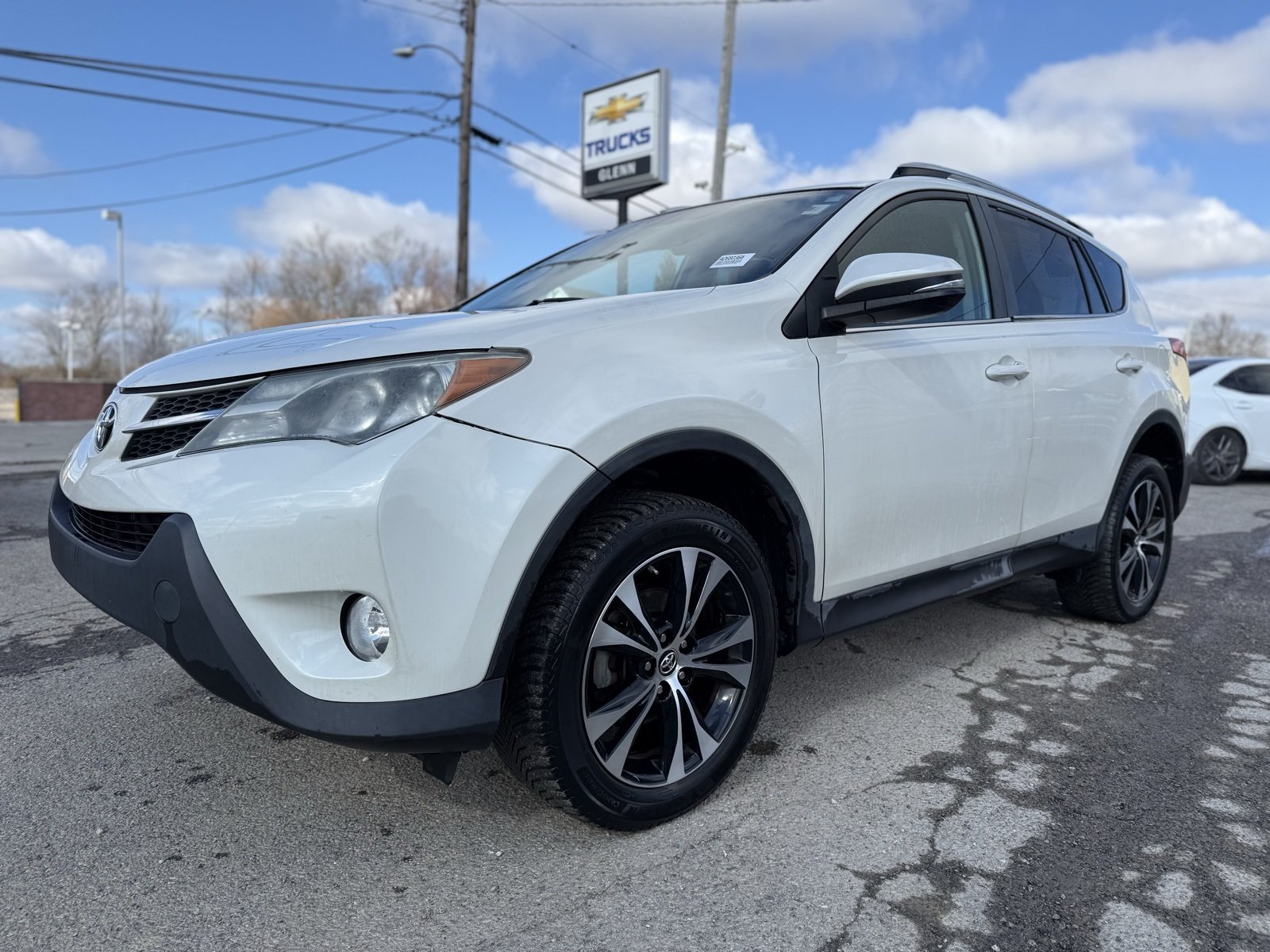 Used 2015 Toyota RAV4 Limited with VIN 2T3DFREV3FW401250 for sale in Eminence, KY