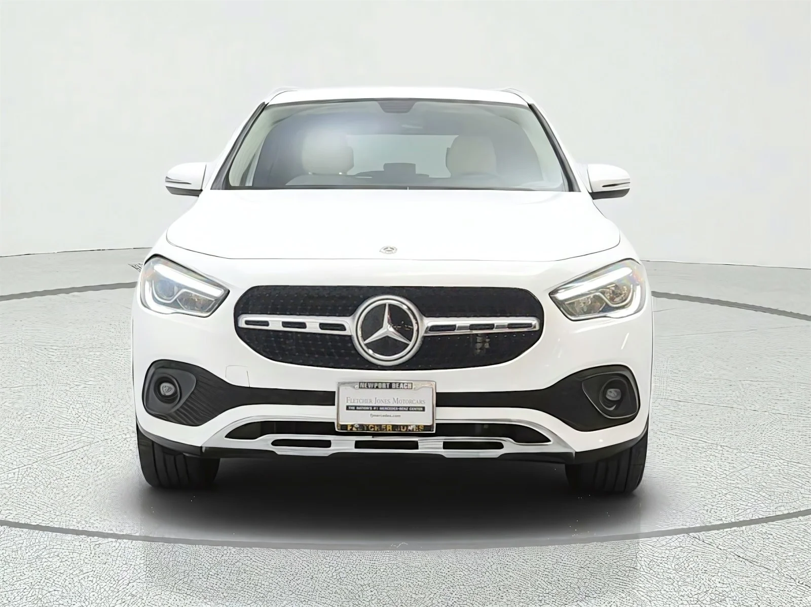 Used 2021 Polar White Mercedes-Benz GLA 250 SUV image 2