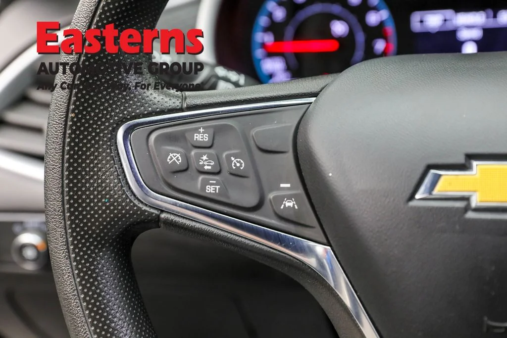 Used 2023 Gray Chevrolet LT image 15