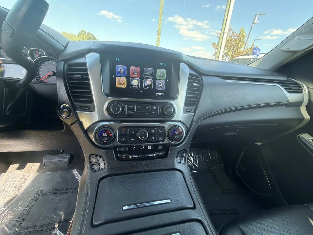 Used 2019 Black Chevrolet Premier image 20