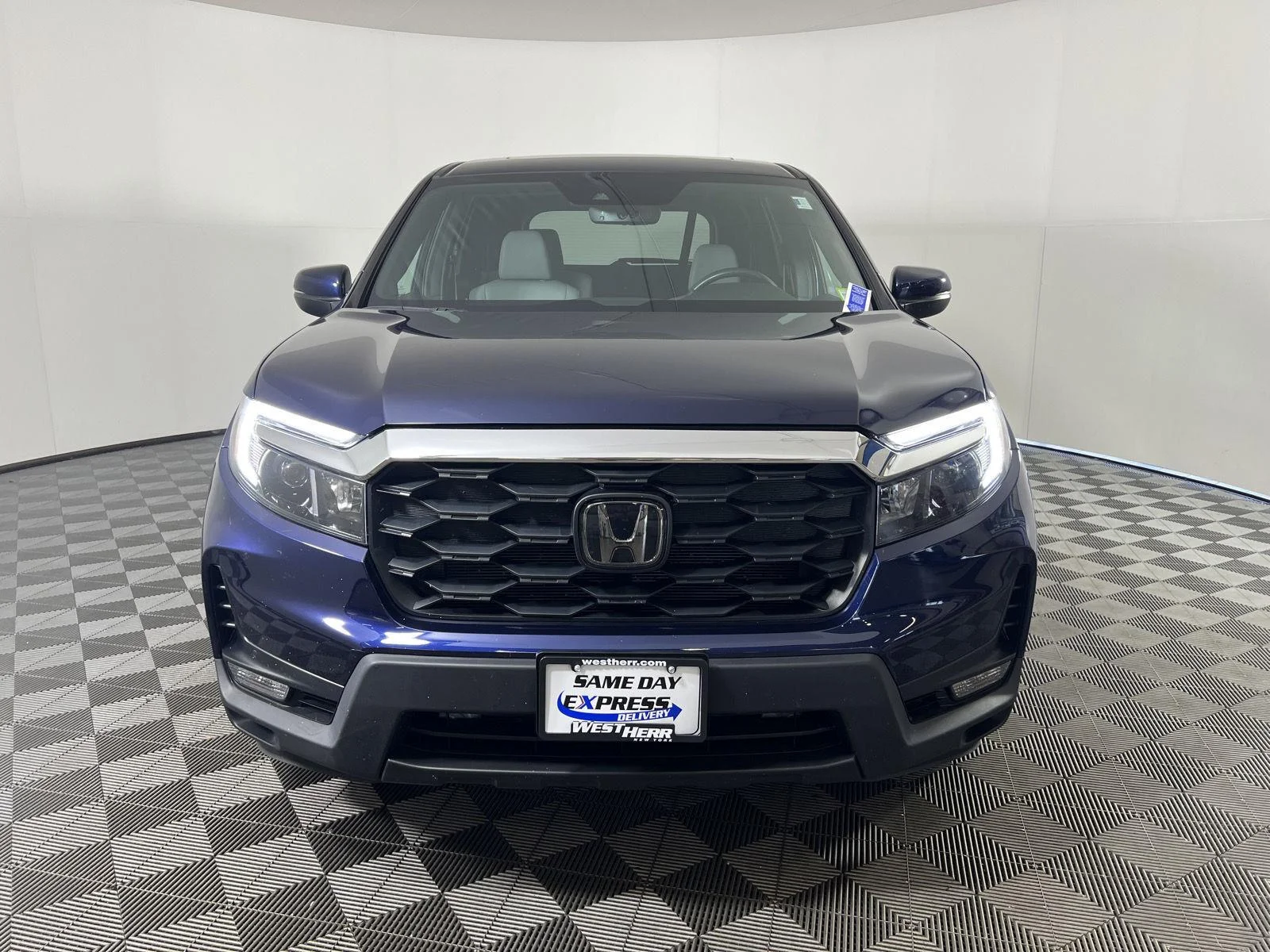 Used 2023 Obsidian Blue Pearl Honda EX-L image 8