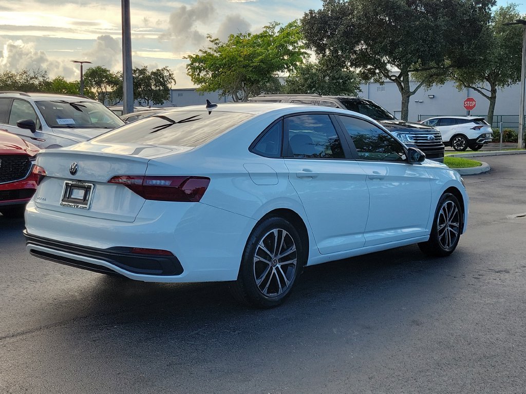 Certified Used 2023 White Volkswagen 1.5T Sport image 4
