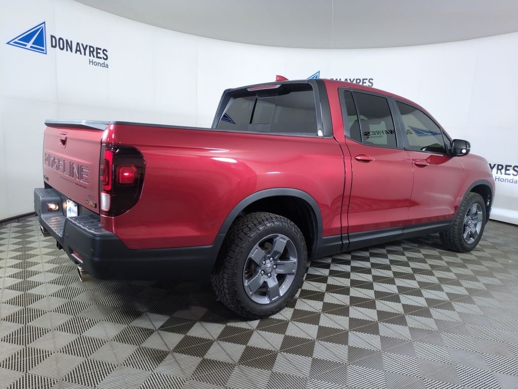 Certified Used 2024 Radiant Red Metallic II Honda TrailSport image 9