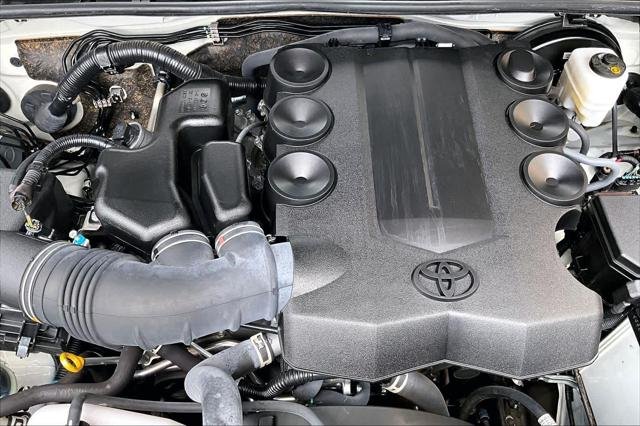 Certified Used 2024 ICE CAP Toyota  image 33