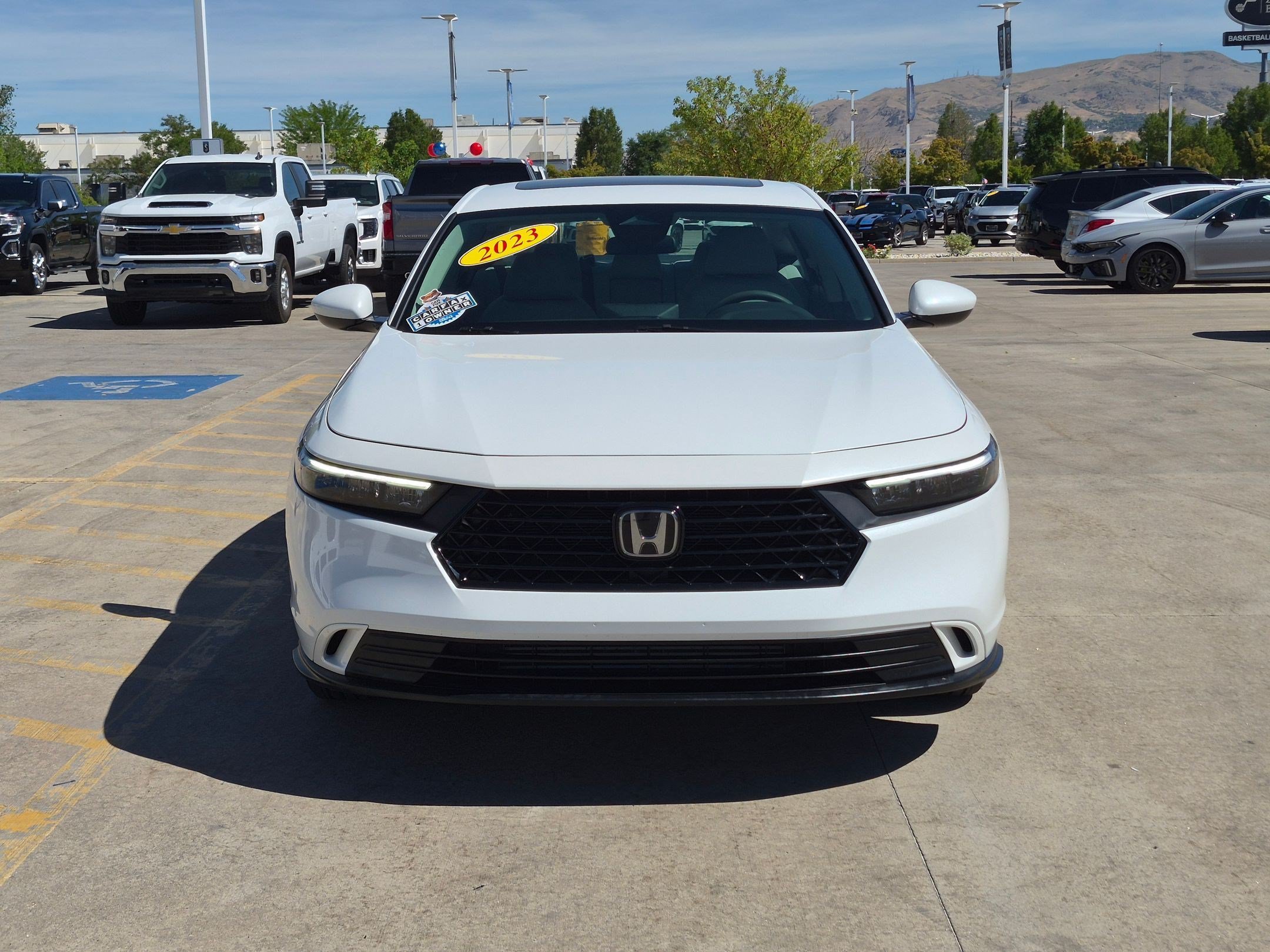 Certified Used 2023 Platinum White Pearl Honda EX image 9