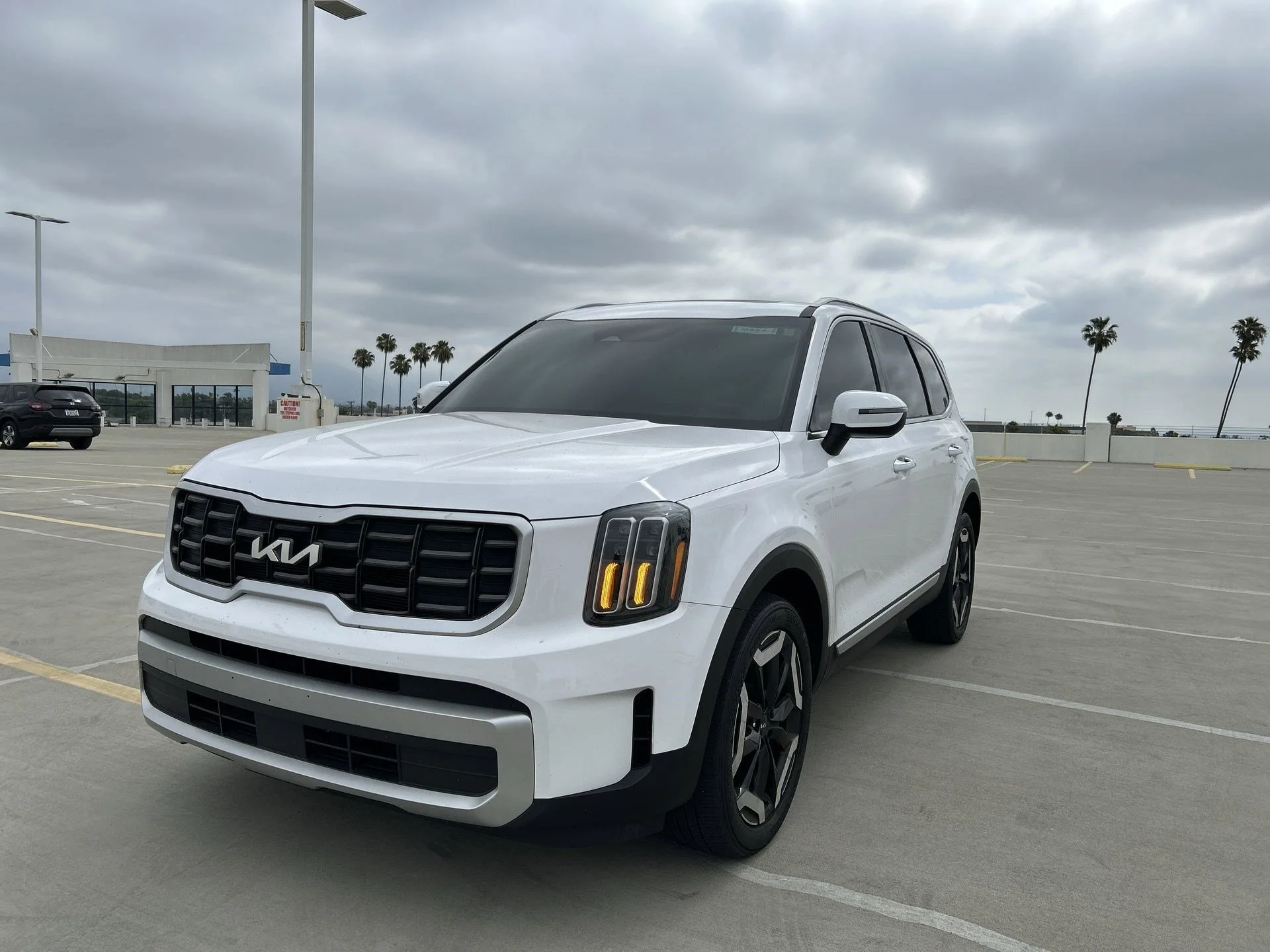 2024 Kia Telluride S FWD's photo