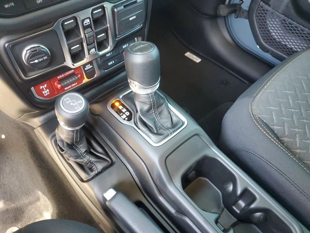 New 2026 Gray Jeep Mojave image 18