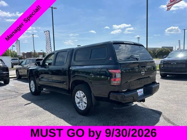Used 2022 Black Nissan SV image 5