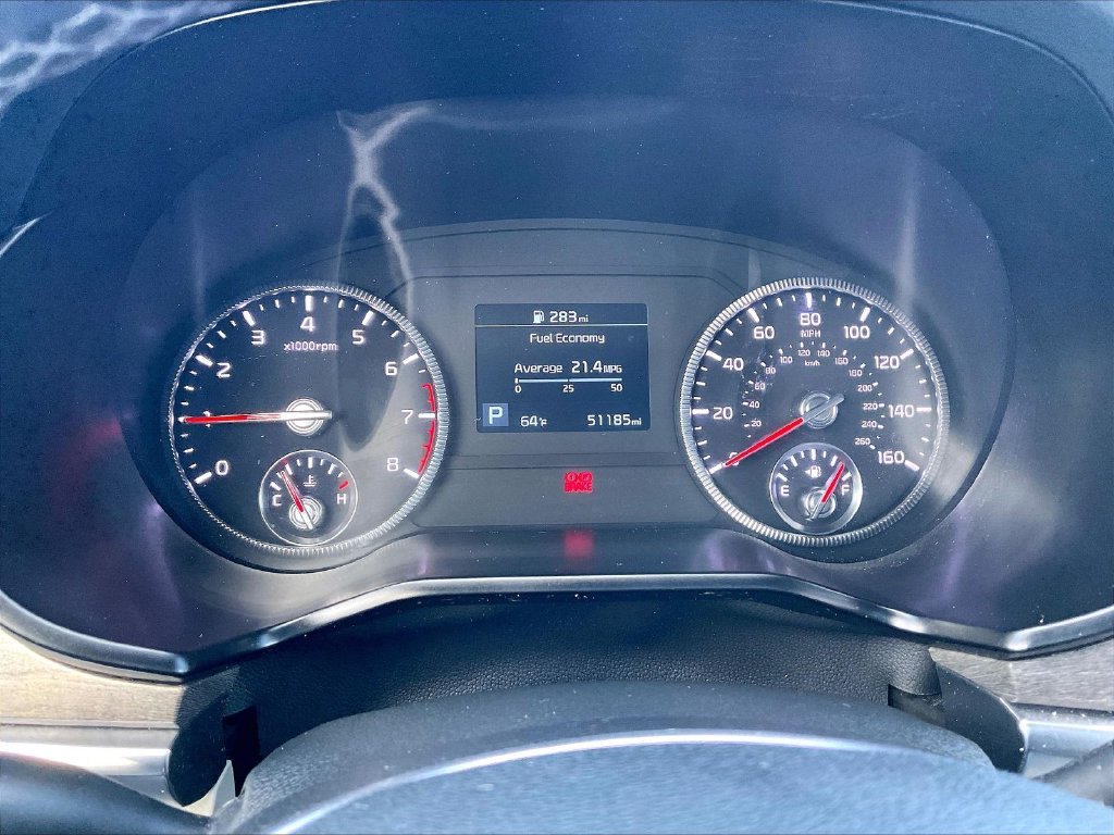 Used 2022 Glacial White Pearl Kia EX image 25