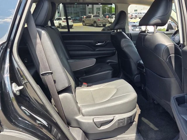 Used 2024 Black Toyota XLE image 16