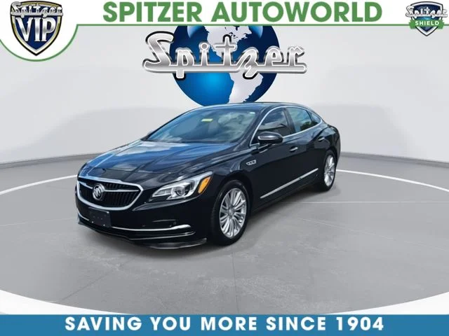 Used 2019 Black Buick Essence image 3