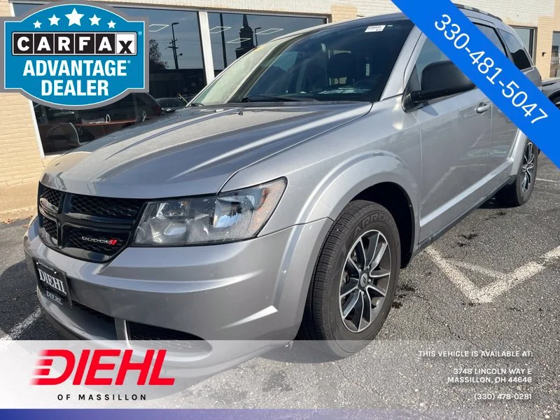 Used 2018 Silver Dodge SE image 1