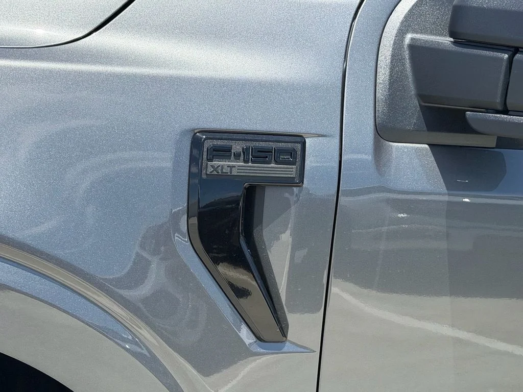 New 2026 Gray Ford XLT image 5