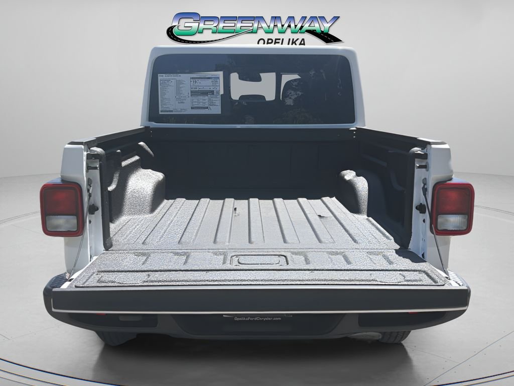 New 2026 White Jeep Sahara image 15