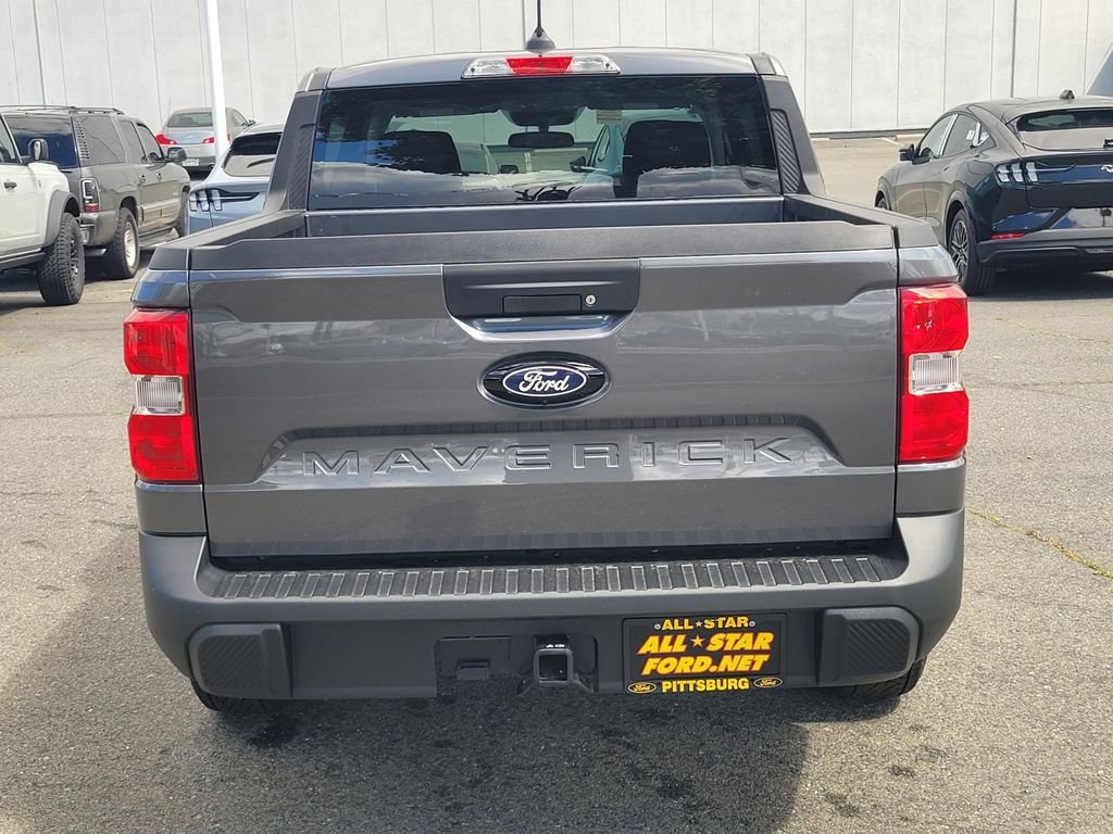 New 2026 Gray Ford XLT image 4
