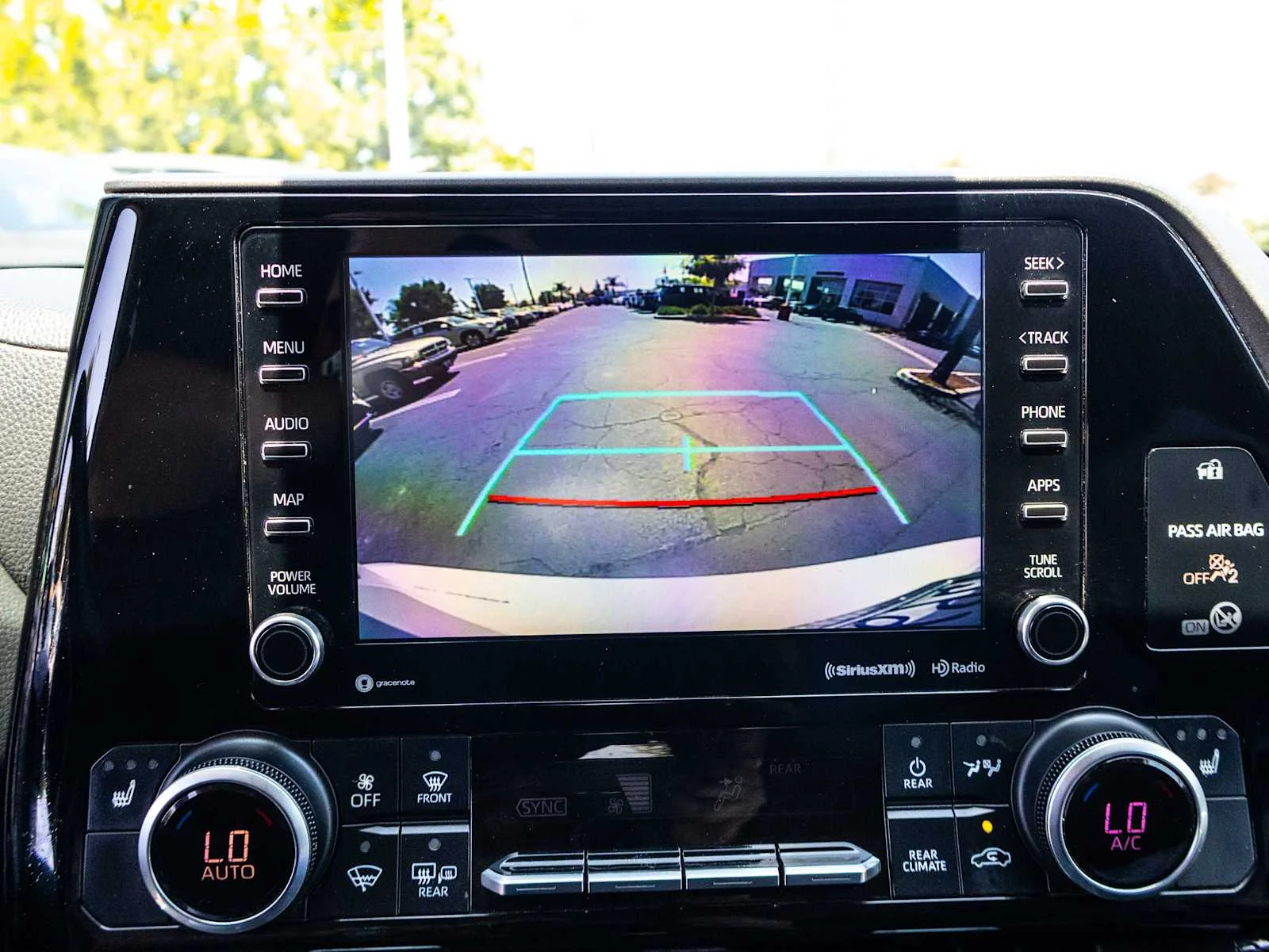Used 2020 Blizzard Pearl Toyota XLE image 40