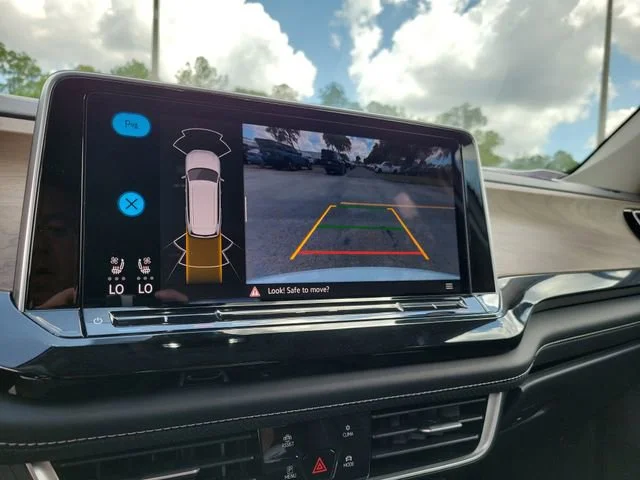 2025 Volkswagen Atlas SE w/Tech - Photo 35