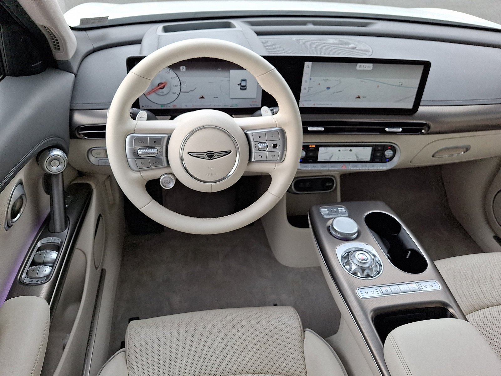 Used 2023 Alta White Genesis Advanced image 11