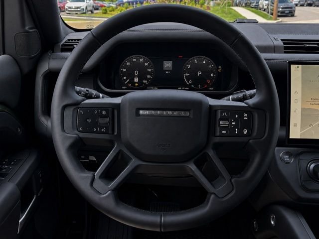 New 2026 Woolstone Green Land Rover X-Dynamic SE image 15