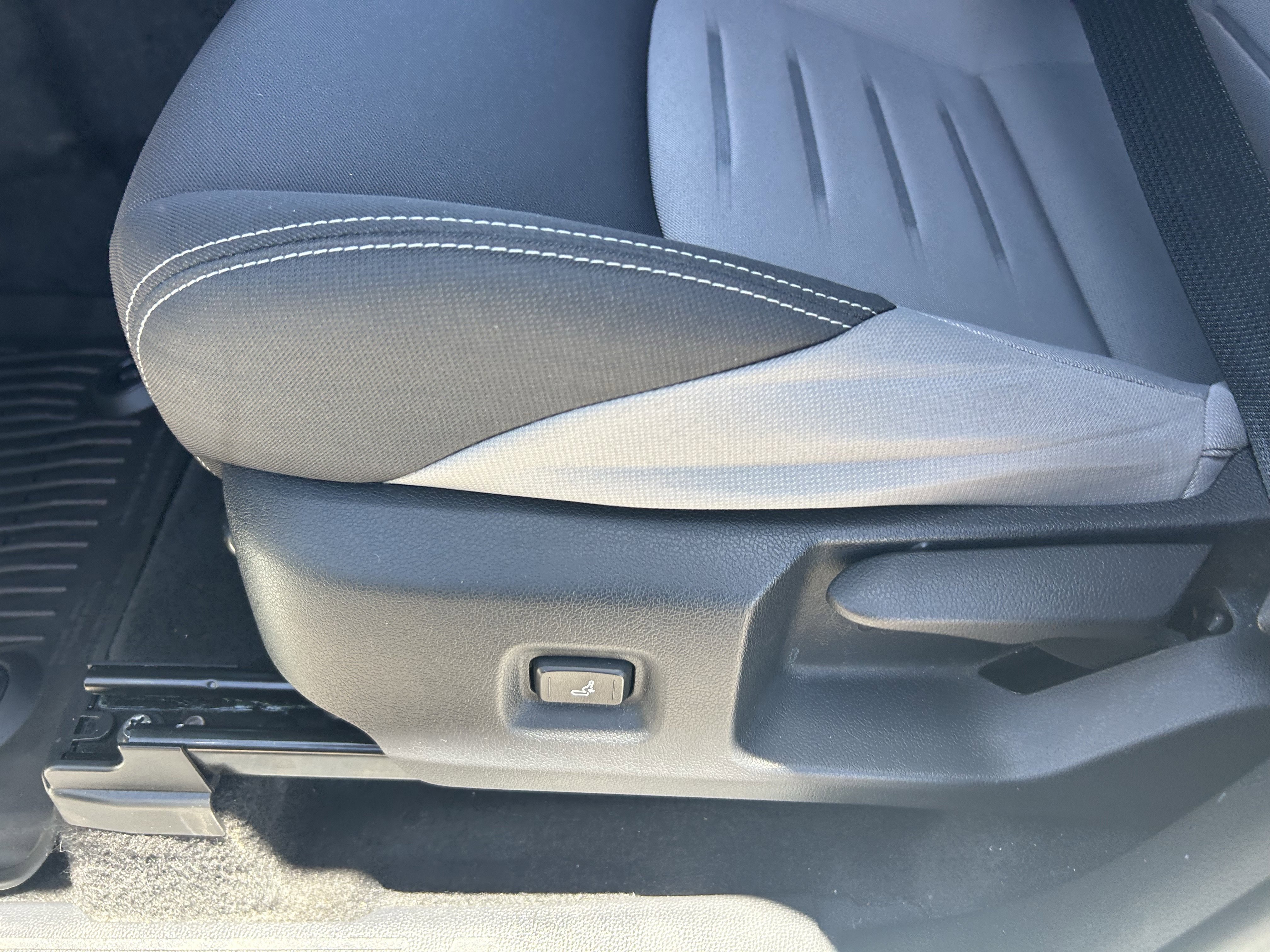 2025 Toyota Tacoma TRD Sport - Photo 27