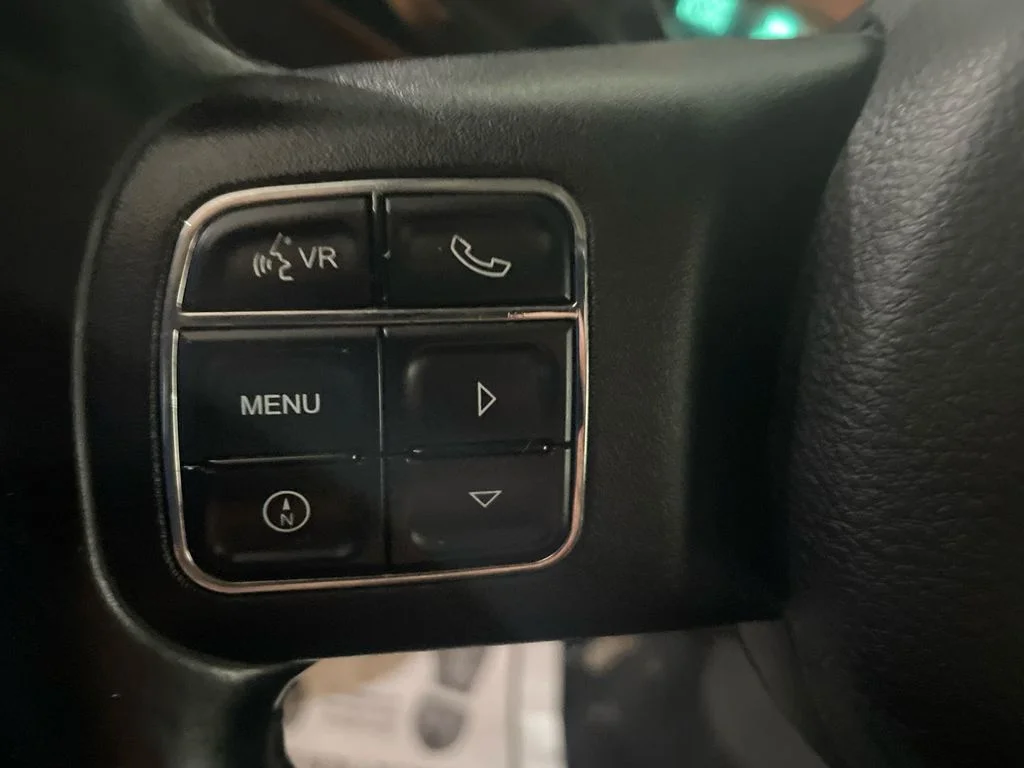 Used 2012  Jeep Rubicon image 15