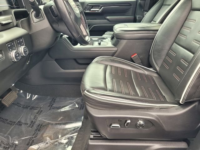 Used 2024 White GMC AT4X image 16