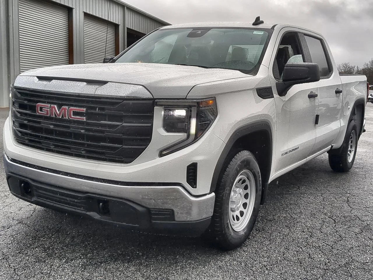 New 2026 Summit White GMC Pro image 4