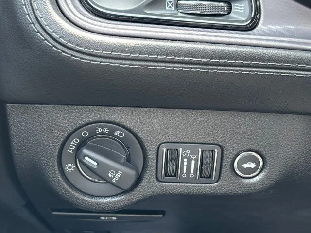Used 2023 White Dodge R/T Scat Pack image 31