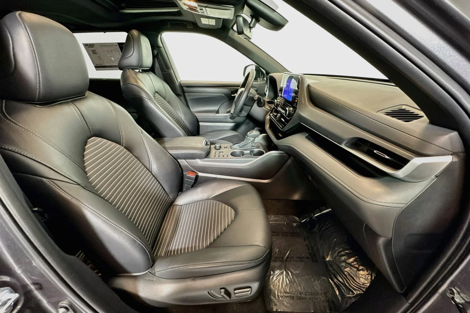 Used 2025 Gray Toyota XSE image 28