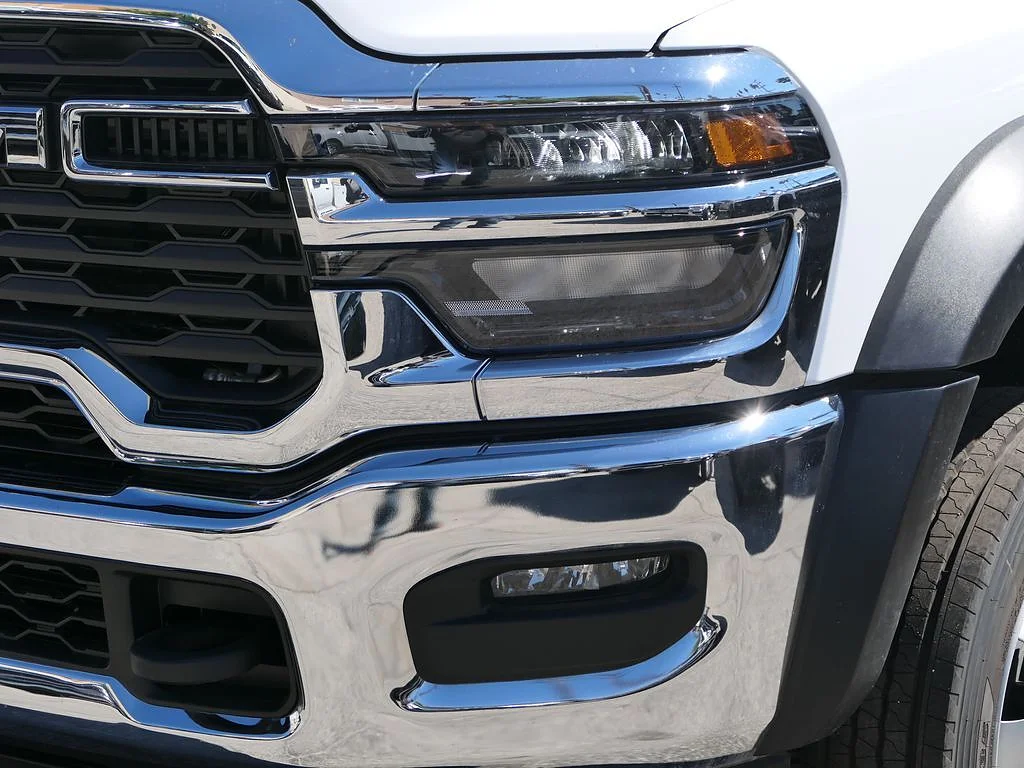 New 2026 Bright White Clearcoat RAM Tradesman/Big Horn image 8