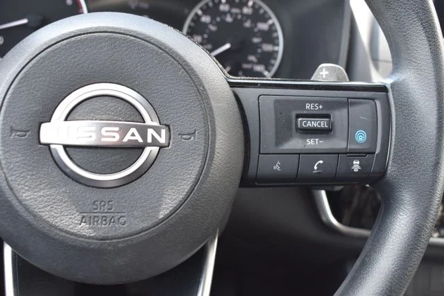 Used 2022 Silver Nissan SV image 22