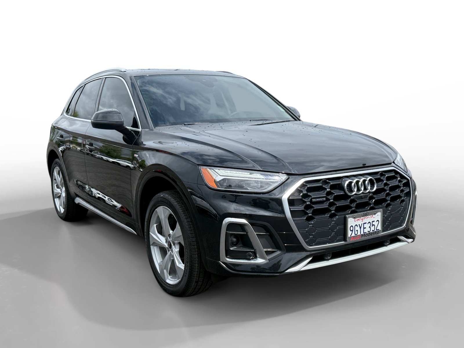 Used 2023 Black Metallic Audi 45 S line Premium image 7