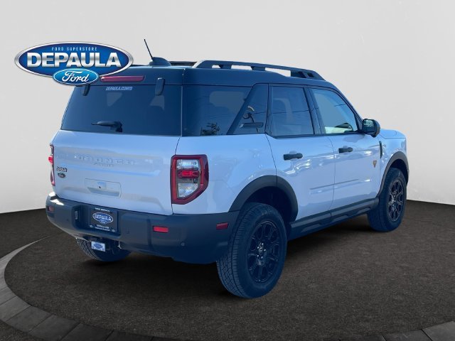 Used 2025 White Ford Badlands image 7