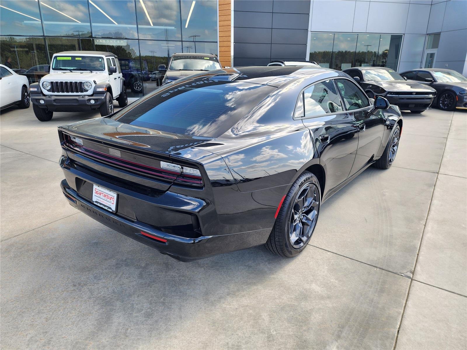New 2026 Diamond Black Crystal Pearlcoat Dodge R/T image 6