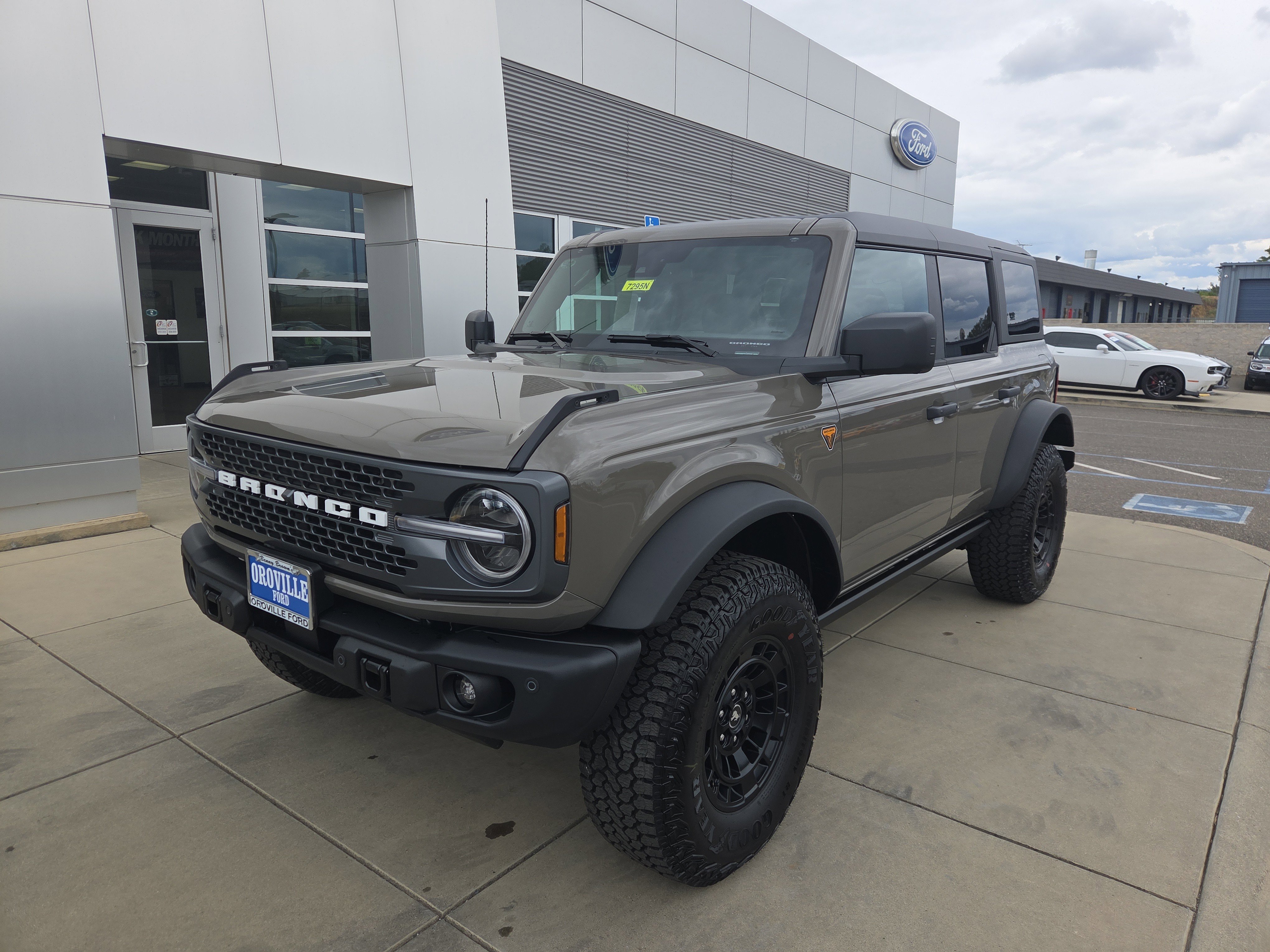 2026 Ford Bronco Badlands 4x4's photo