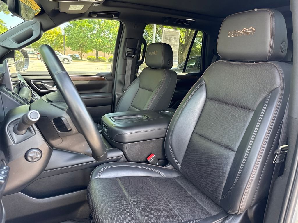 Used 2024 Gray Chevrolet High Country image 12