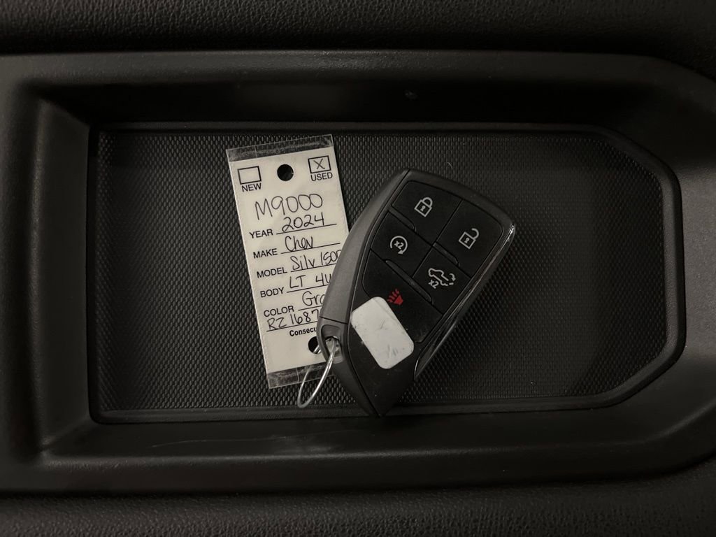 2024 Chevrolet Silverado 1500 LT - Photo 21