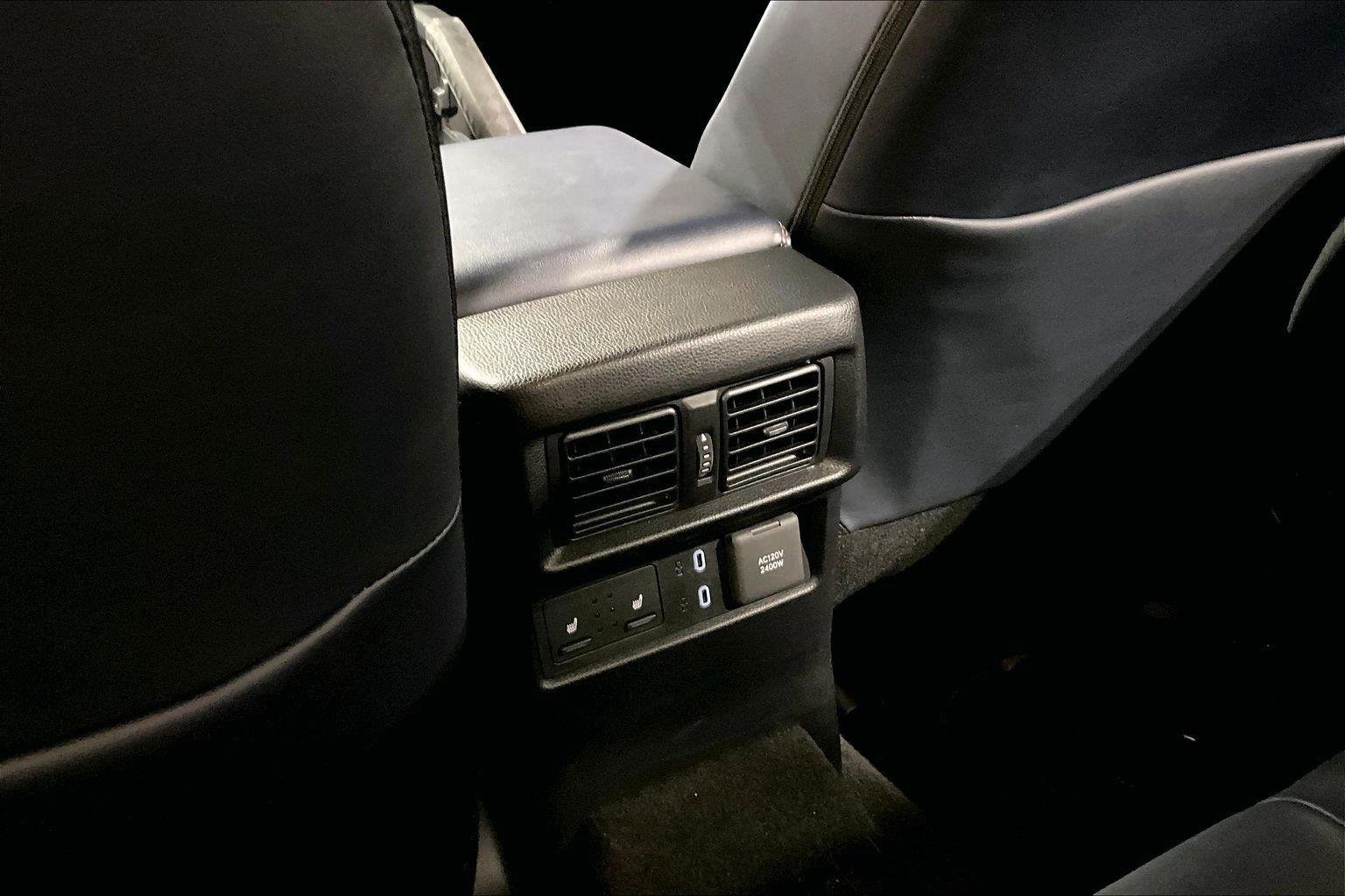 Used 2025 Wind Chill Pearl Toyota Platinum HV image 34